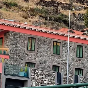 https://vilas-esmeralda-vila-a.madeira-islandshotels.com